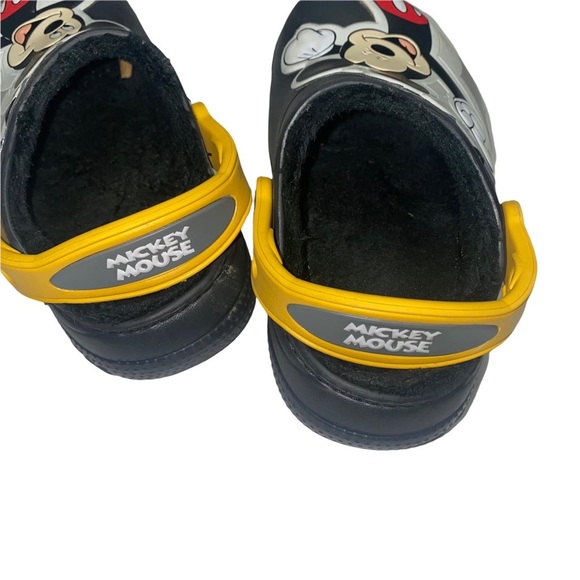 KIDS crocs mickey mouse black clogs children size 8 toddler - Picture 4 of 5